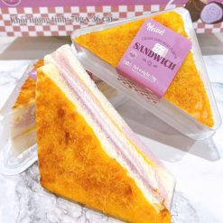 Sandwich chà bông khoai môn