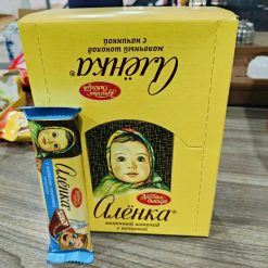 Socola sữa nhân ngũ cốc Alenka