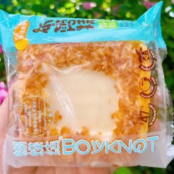 Bông lan sữa dừa Bowknot