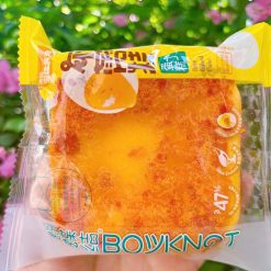 Bông lan chà bông trứng muối